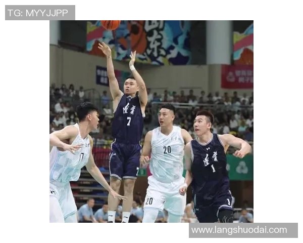 辽宁男篮在激烈比赛中实现逆转,掀起热议 辽宁男篮在激烈比赛中实现逆转,掀起热议